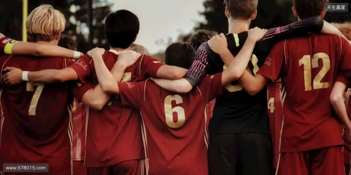 📱实时直播，超清画质，让你不错过每一个精彩瞬间！🏀